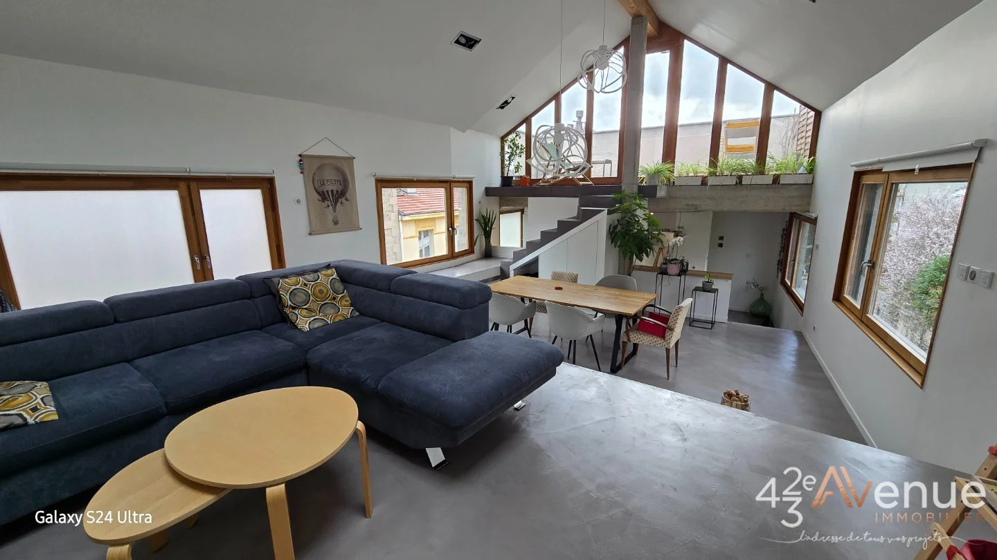 MAISON - ST ETIENNE MONTAUD - 170 m2 - 360 000 €