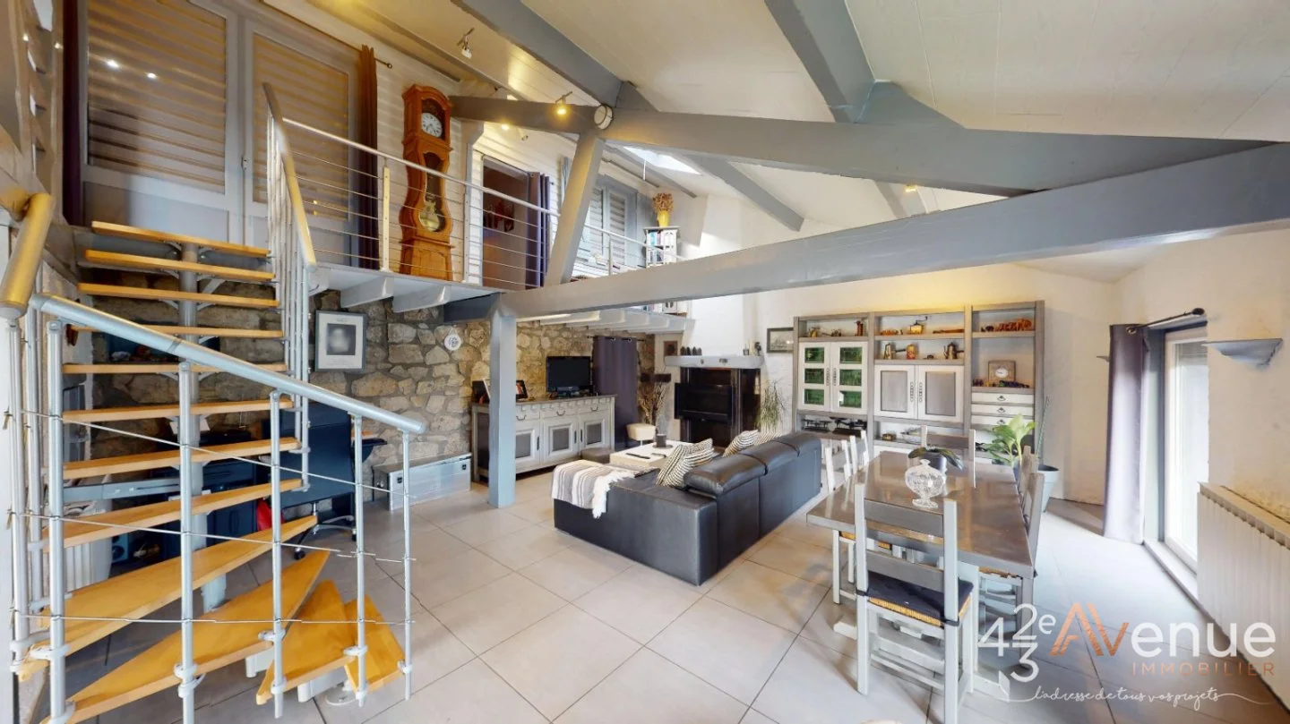 Maison 5 pièces à Saint-Priest-en-Jarez, photo 6 sur 8