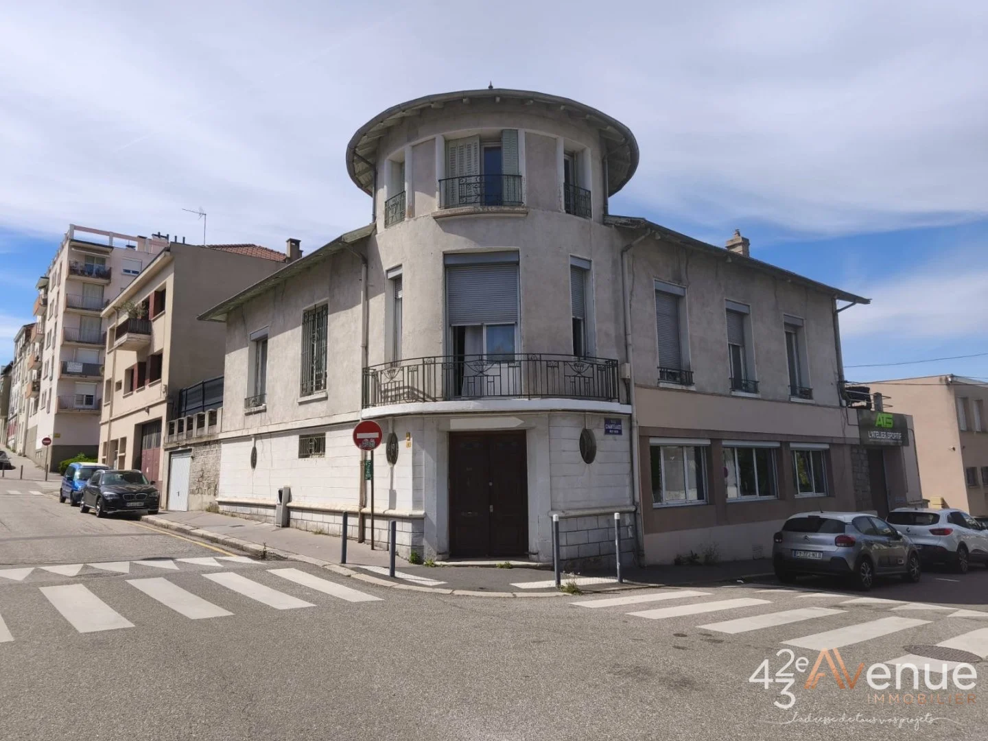 MAISON A VENDRE - ST ETIENNE LA TERRASSE - 241 m2 - 279 000 €