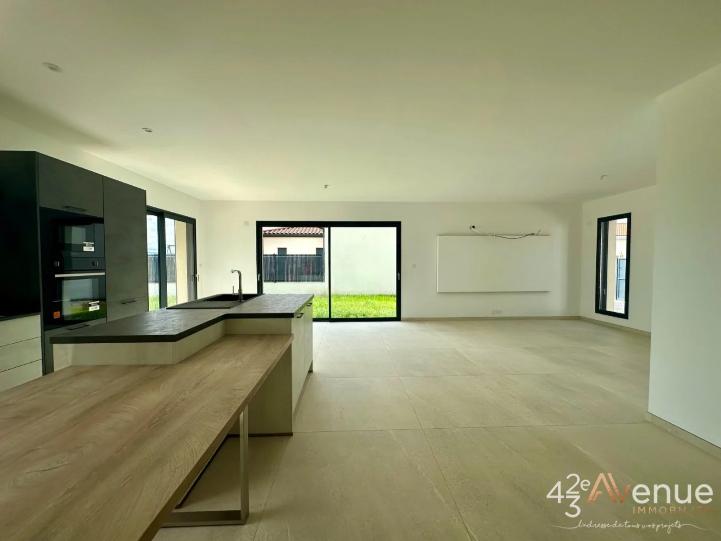 Maison 5 pièces à Bonson, photo 4 sur 8