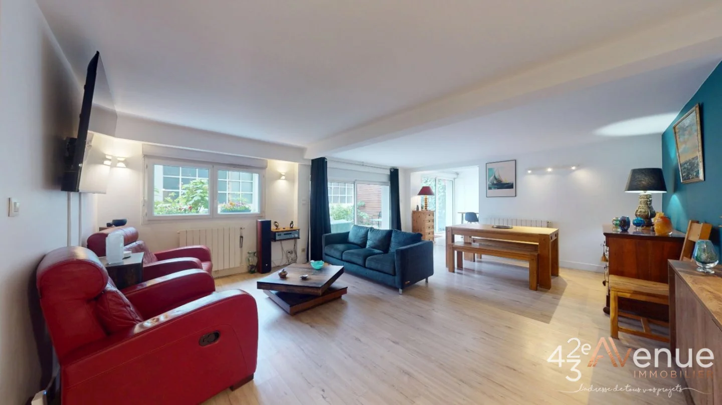 MAISON A VENDRE - ST ETIENNE CHATEAUCREUX - 127.9 m2 - 289 000 €