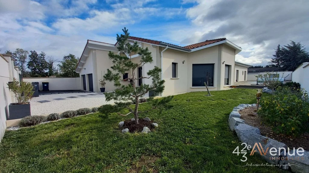 MAISON A VENDRE - ANDREZIEUX BOUTHEON - 208 m2 - 599 000 €