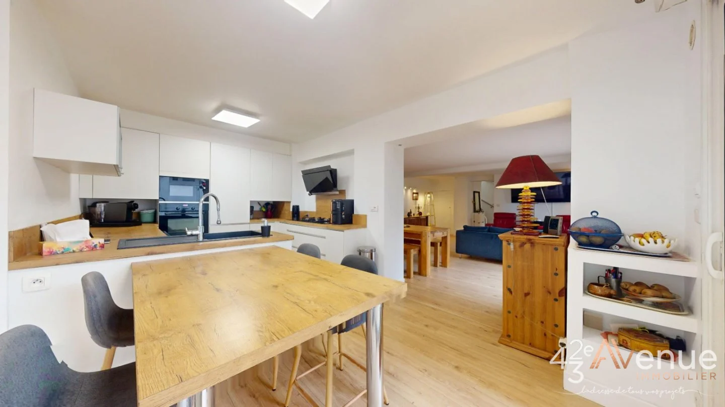 Maison 5 pièces à Saint-Étienne, photo 4 sur 8