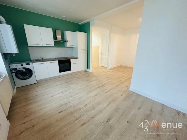 APPARTEMENT T2 A VENDRE - ST ETIENNE CHATEAUCREUX - 47.44 m2 - 79 000 €