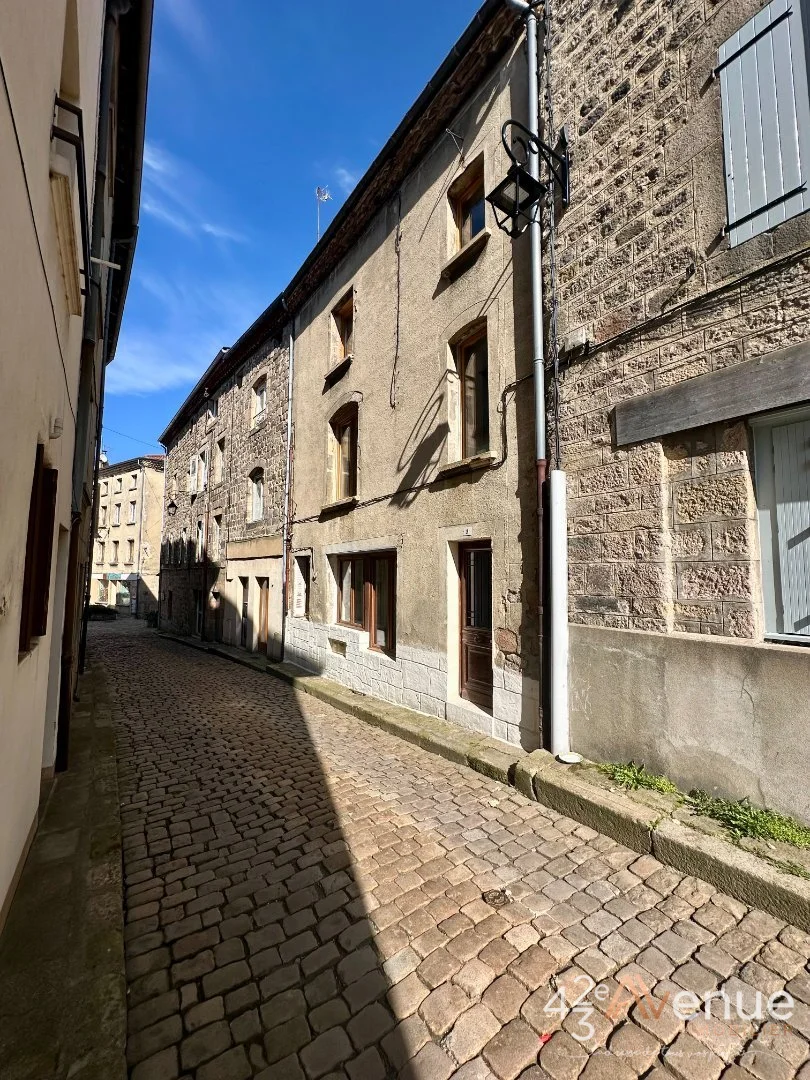 maison de ville A VENDRE - ST BONNET LE CHATEAU - 155 m2 - 118 000 €