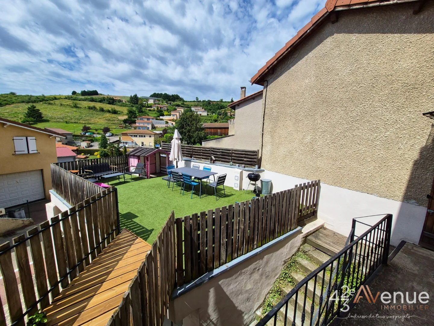 MAISON A VENDRE - CELLIEU - 126 m2 - 289 000 €