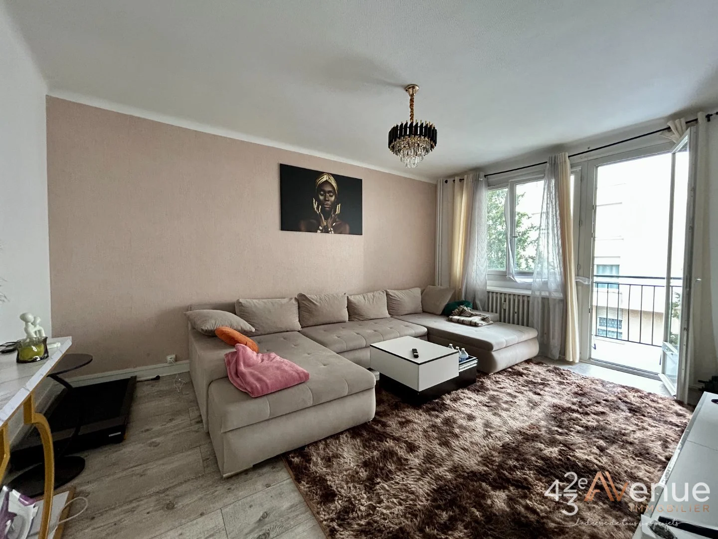 APPARTEMENT T3 - ST ETIENNE BELLEVUE - 71 m2 - 68 000 €