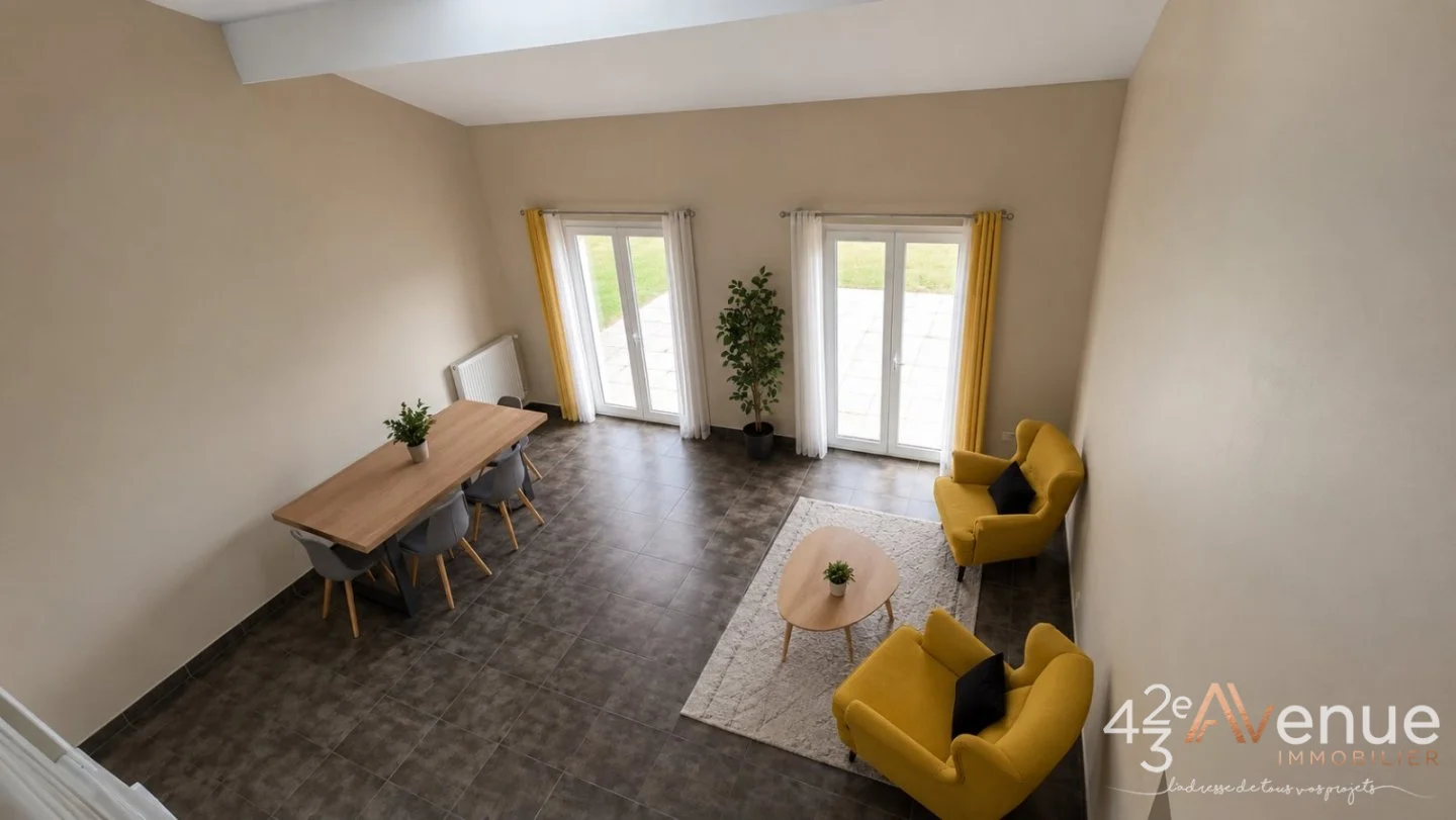 Maison 5 pièces à Saint-Genest-Lerpt, photo 3 sur 8
