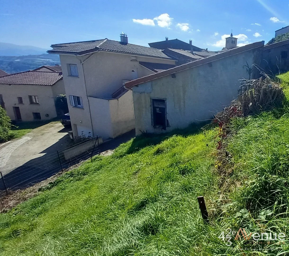 MAISON DE VILLAGE AVEC JARDIN A REHABILITER A VENDRE - ST ROMAIN EN JAREZ VILLAGE - 70 m2 - 70 000 €