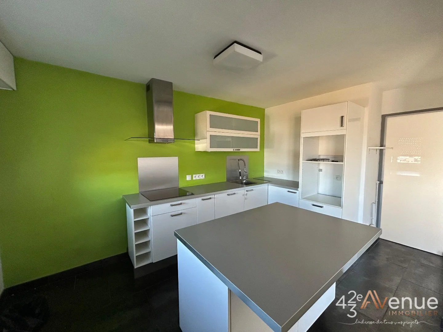 APPARTEMENT T3 A VENDRE - ST ETIENNE CHATEAUCREUX - 64 m2 - 105 000 €