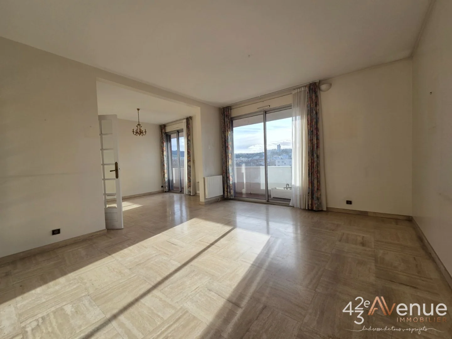 Appartement 6 pièces à Saint-Étienne, photo 3 sur 9