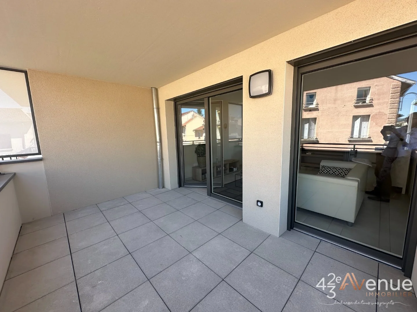 APPARTEMENT T3 A VENDRE - MONTROND LES BAINS - 69.98 m2 - 212 000 €