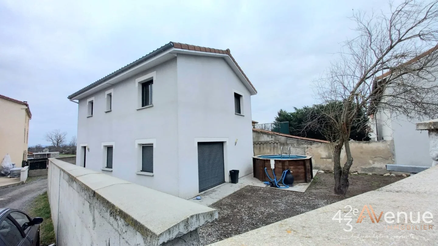 MAISON A VENDRE - SURY LE COMTAL - 120 m2 - 265 000 €