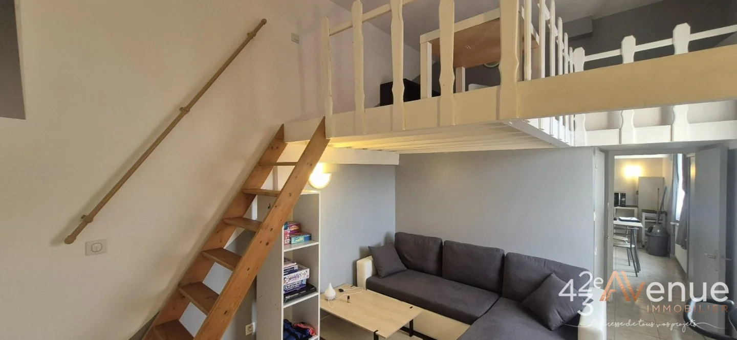APPARTEMENT T2 - ST ETIENNE CENTRE VILLE - 41 m2 - 51 000 €