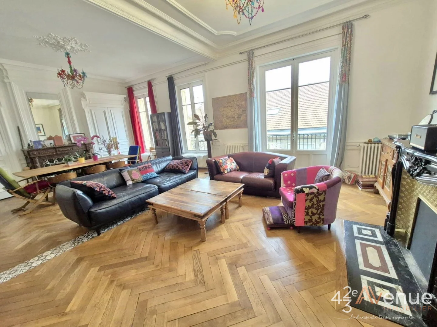 APPARTEMENT T4 - ST ETIENNE JEAN JAURES - 159.42 m2 - 199 990 €