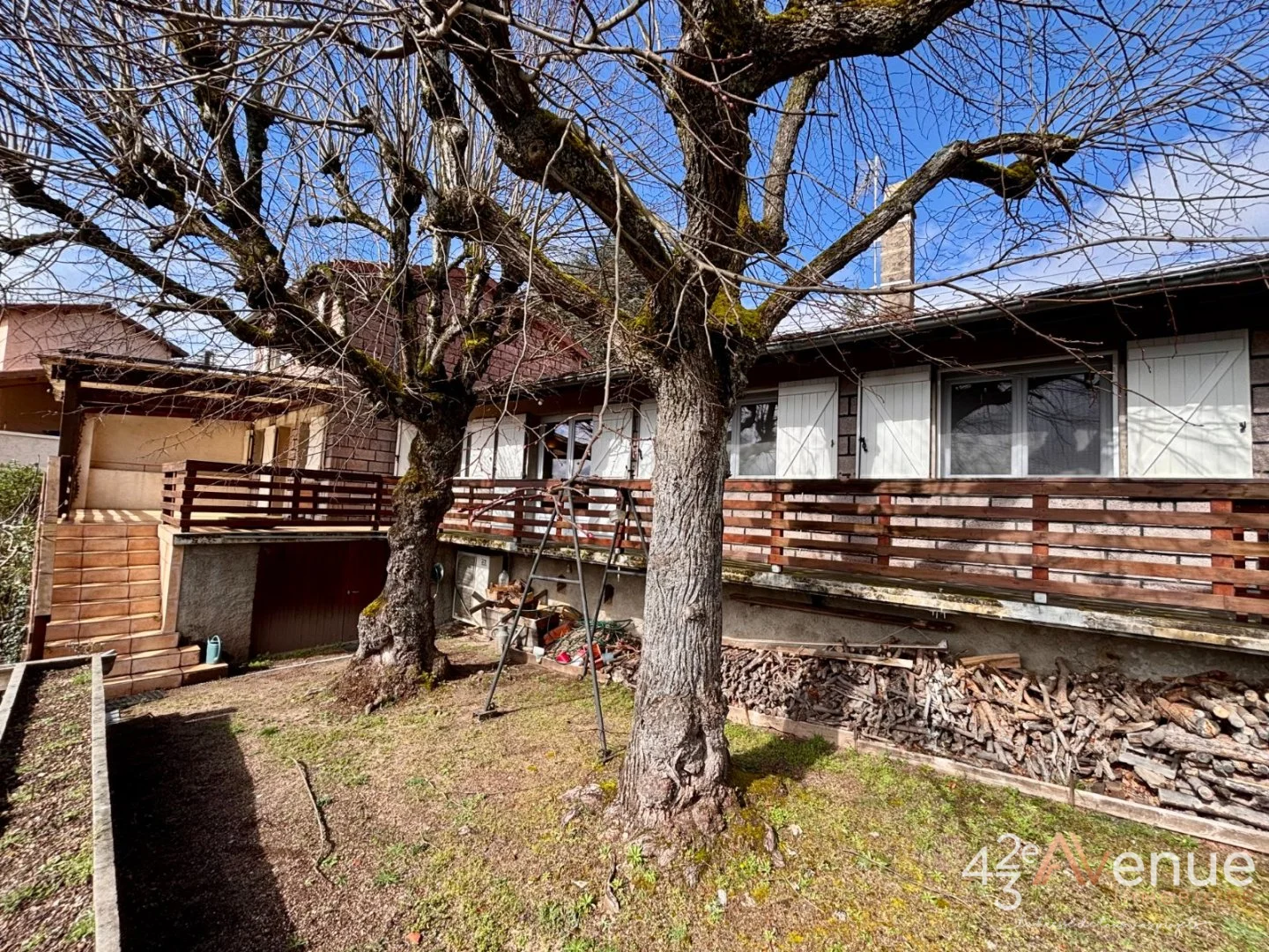 Maison 8 pièces à Bas-en-Basset, photo 5 sur 8