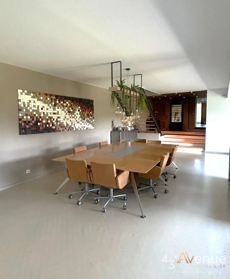 Maison 10 pièces à Larajasse, photo 7 sur 8