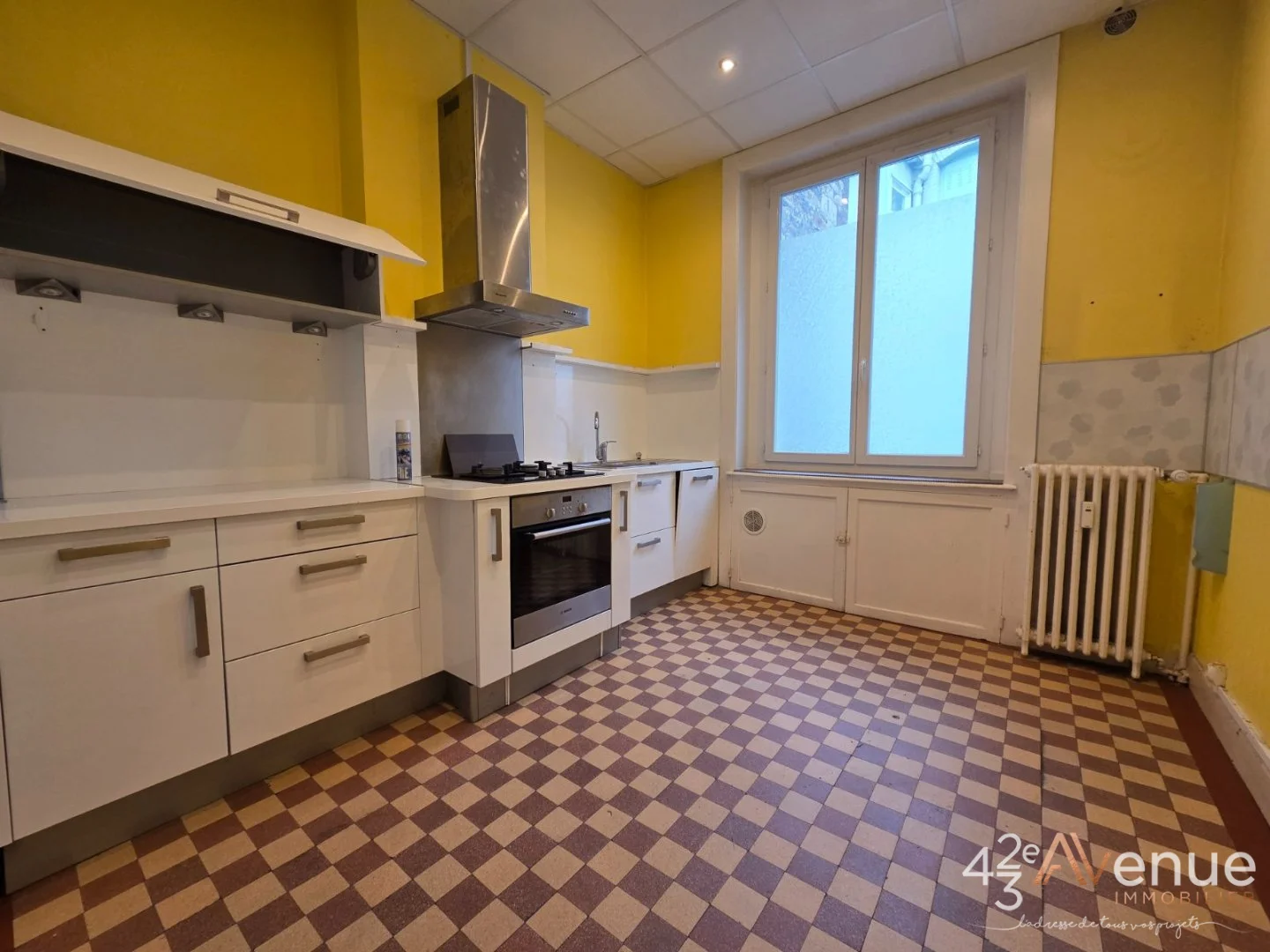 APPARTEMENT T6 - ST ETIENNE Saint - Etienne Badouillere - 96.74 m2 - VENDU