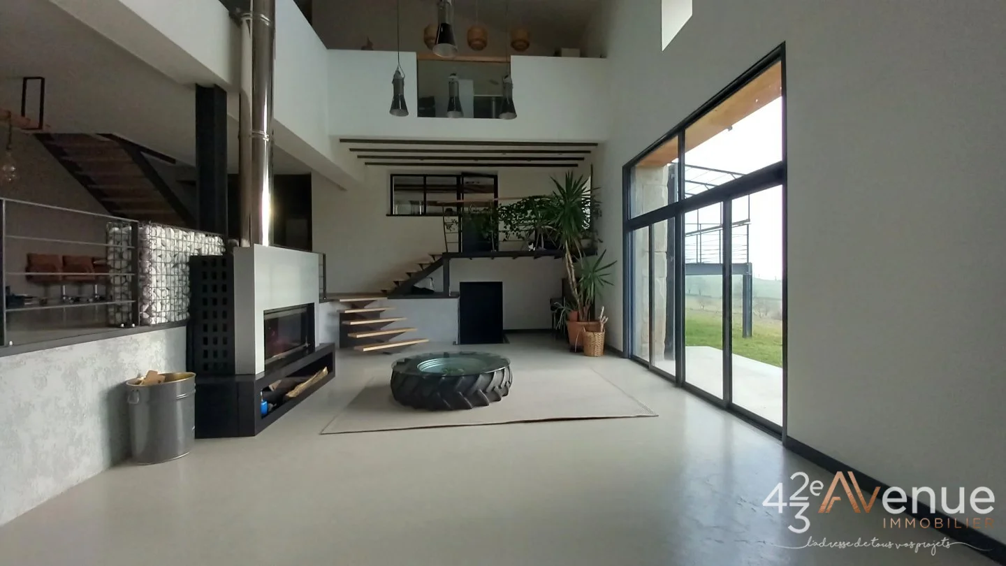 Maison 10 pièces à Larajasse, photo 6 sur 8