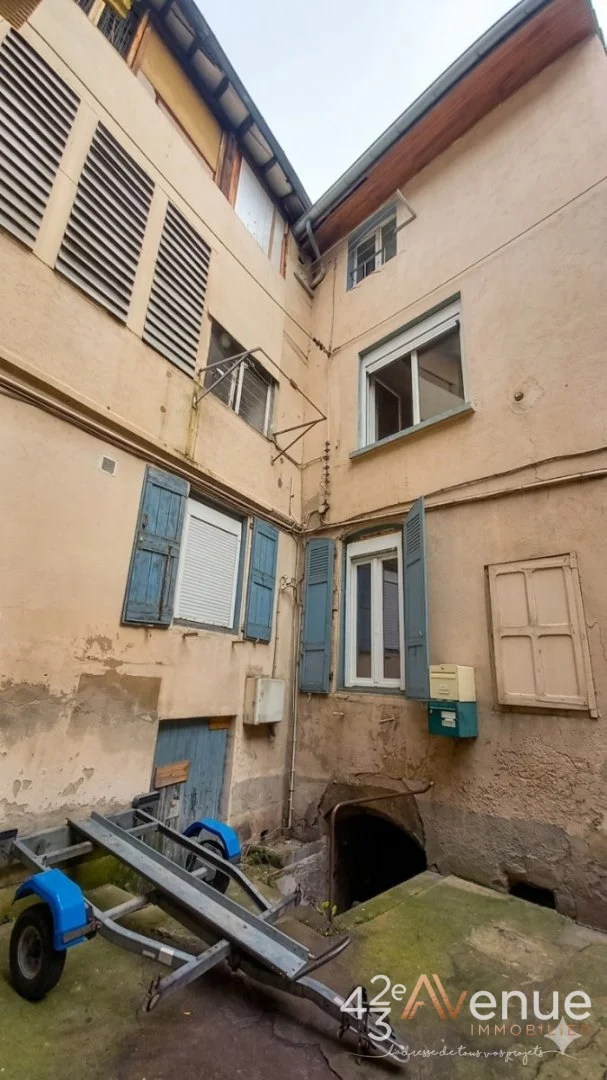 IMMEUBLE DE RAPPORT A VENDRE - RIVE DE GIER Richarme - 145 m2 - 100 000 €