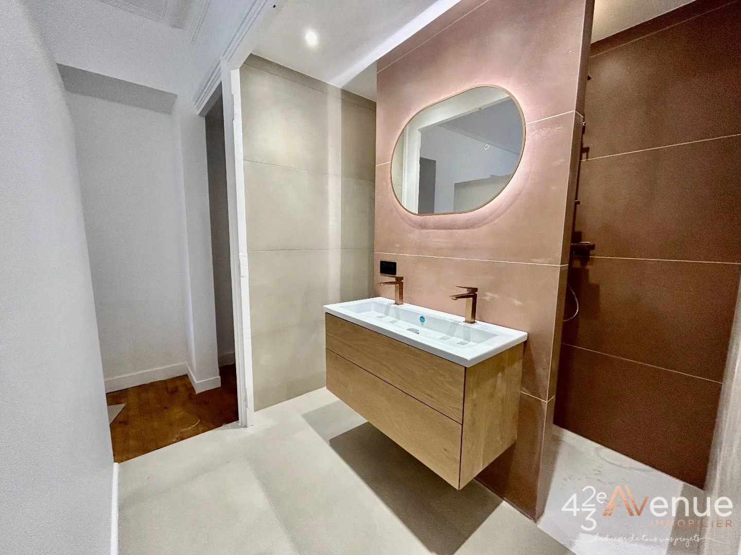 Appartement 6 pièces à Saint-Étienne, photo 3 sur 8